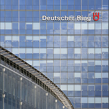 Architekturbild von Teddy Billewicz, Firmengebäude in Hamburg